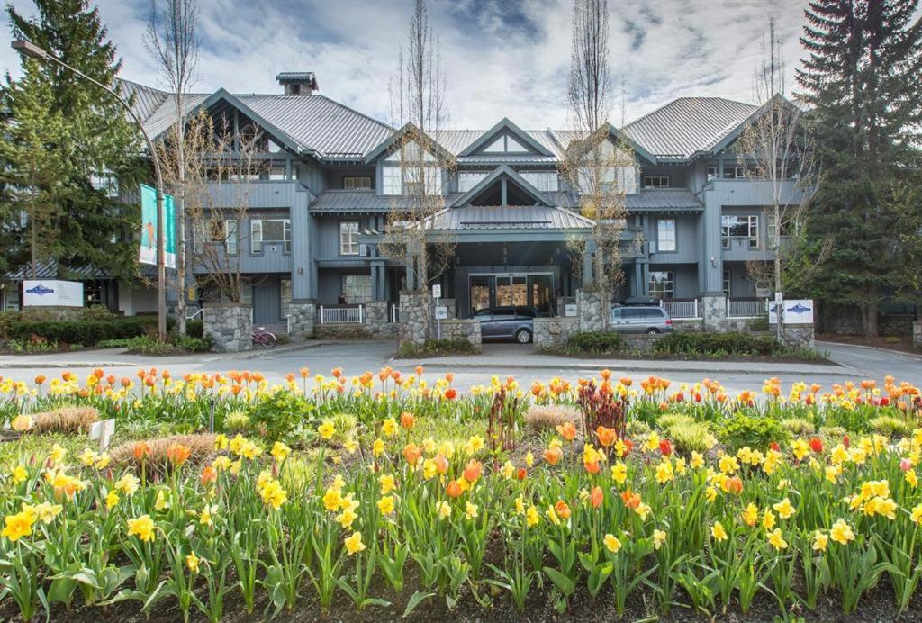 Glacier Lodge 216 By Outpost Whistler * Whistler
